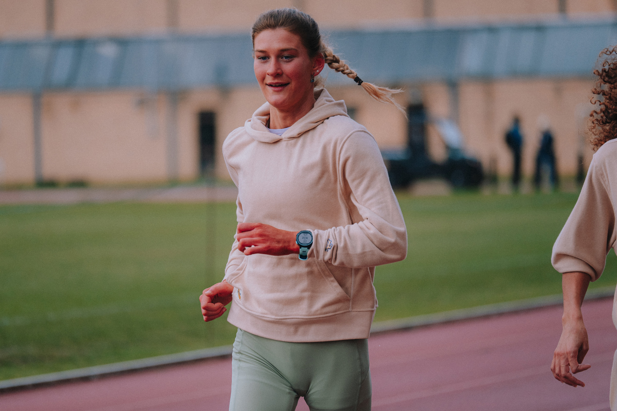 Women's Trackhouse Midweight Sweatshirt | Tracksmith Women's Trackhouse Midweight Sweatshirt | Tracksmith