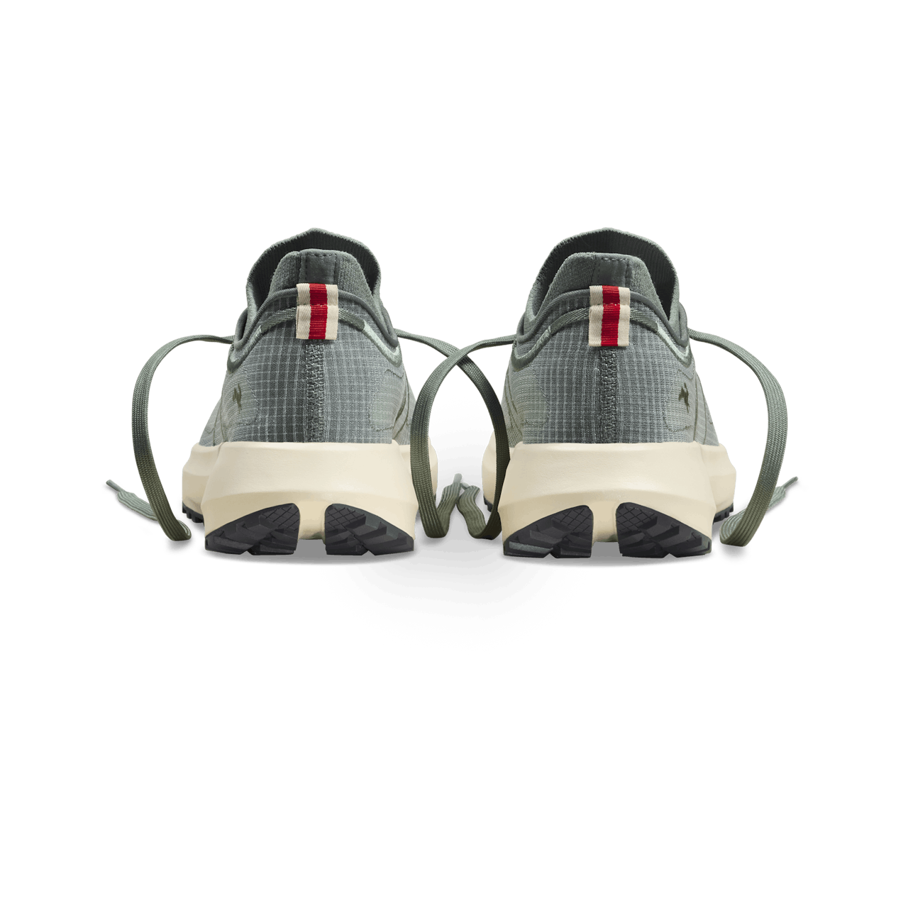 Tracksmith Eliot Range