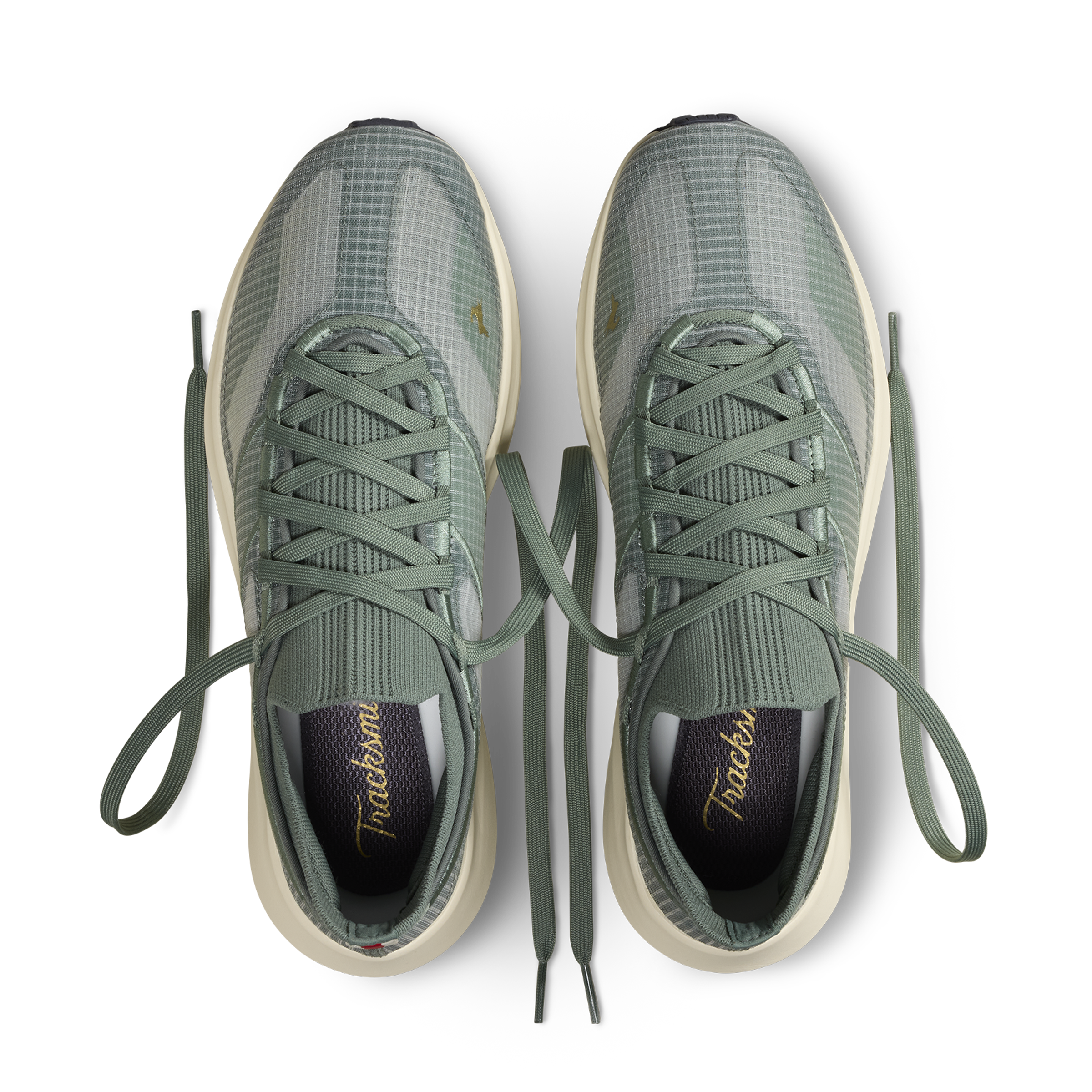 Tracksmith Eliot Range